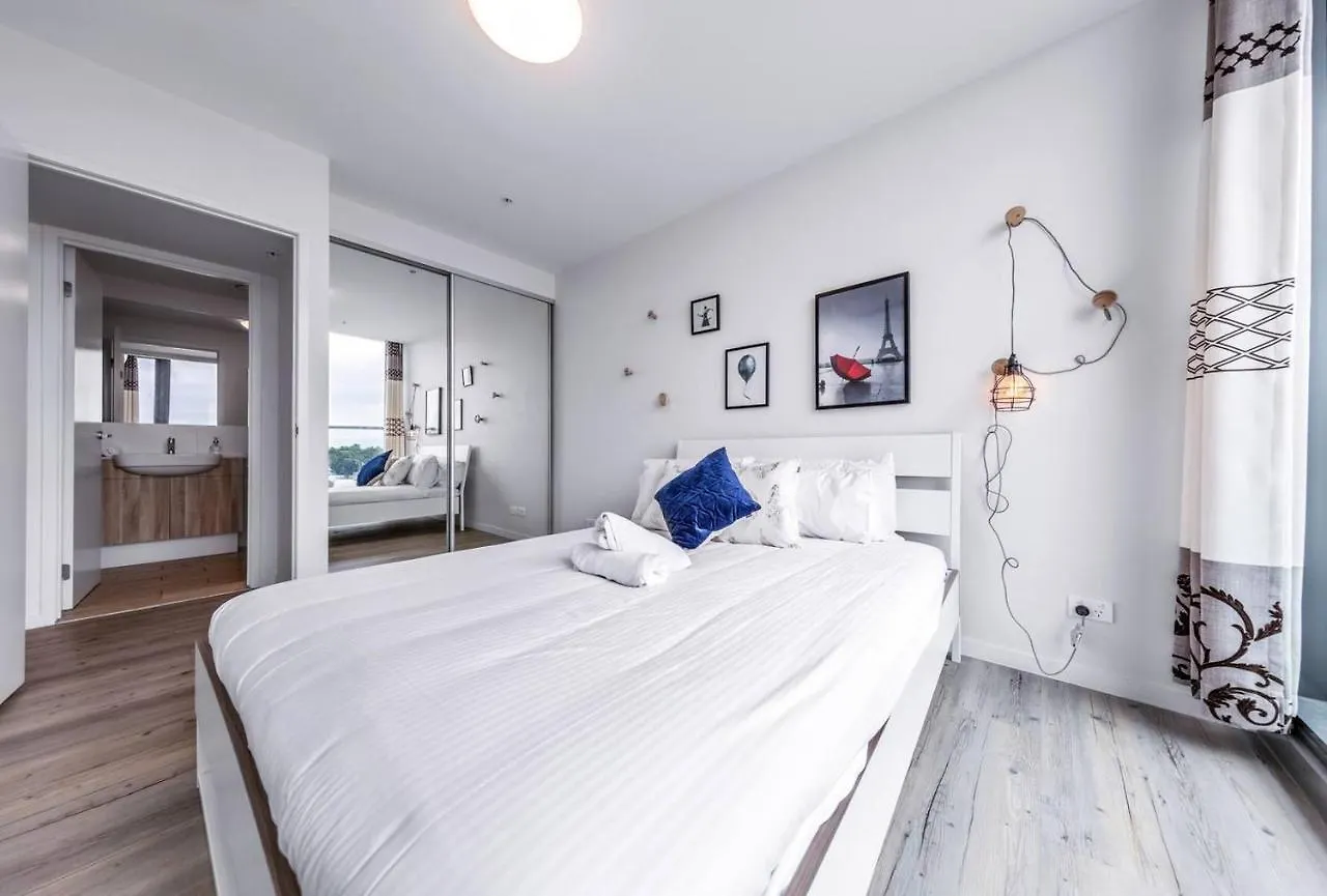 Riverside Living In Portside Wharf Hamilton Brisbane Australia