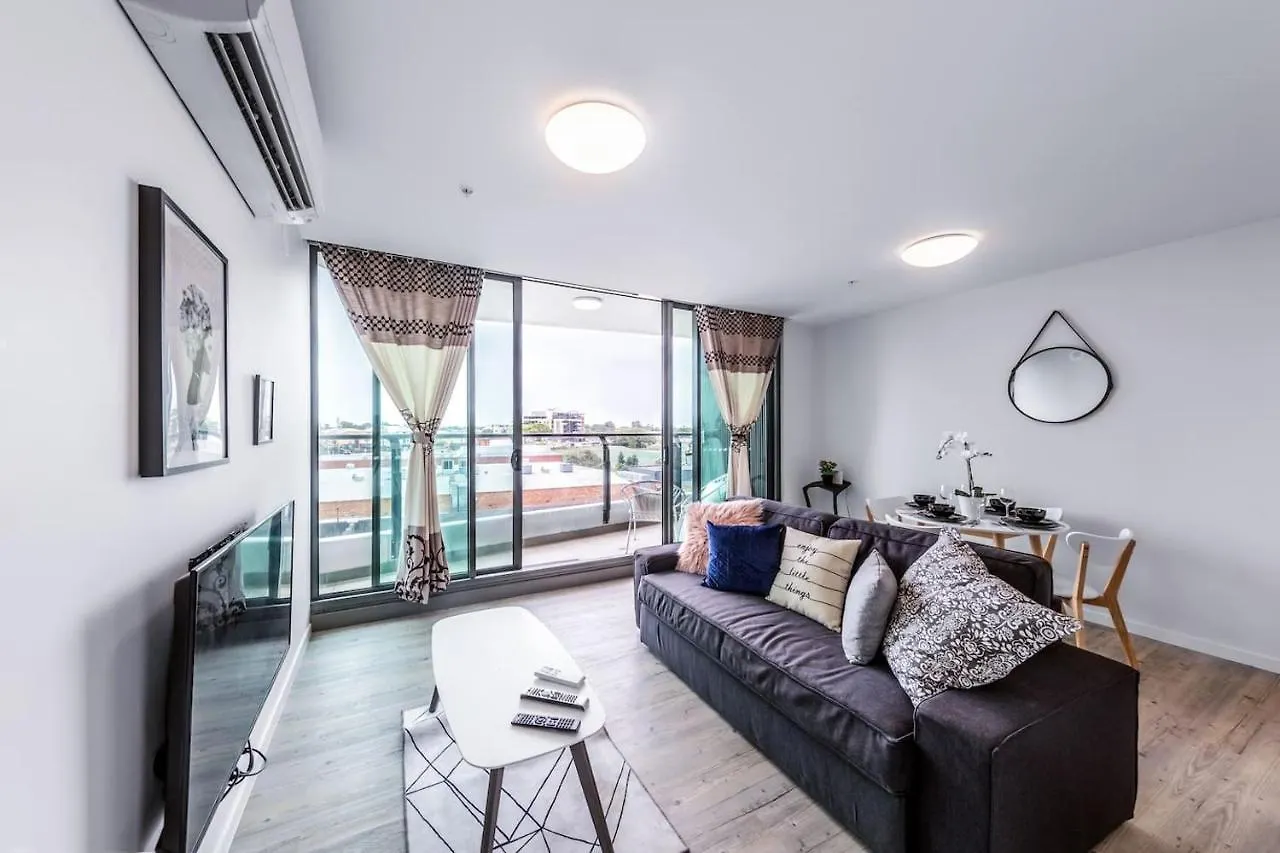 Riverside Living In Portside Wharf Hamilton Brisbane