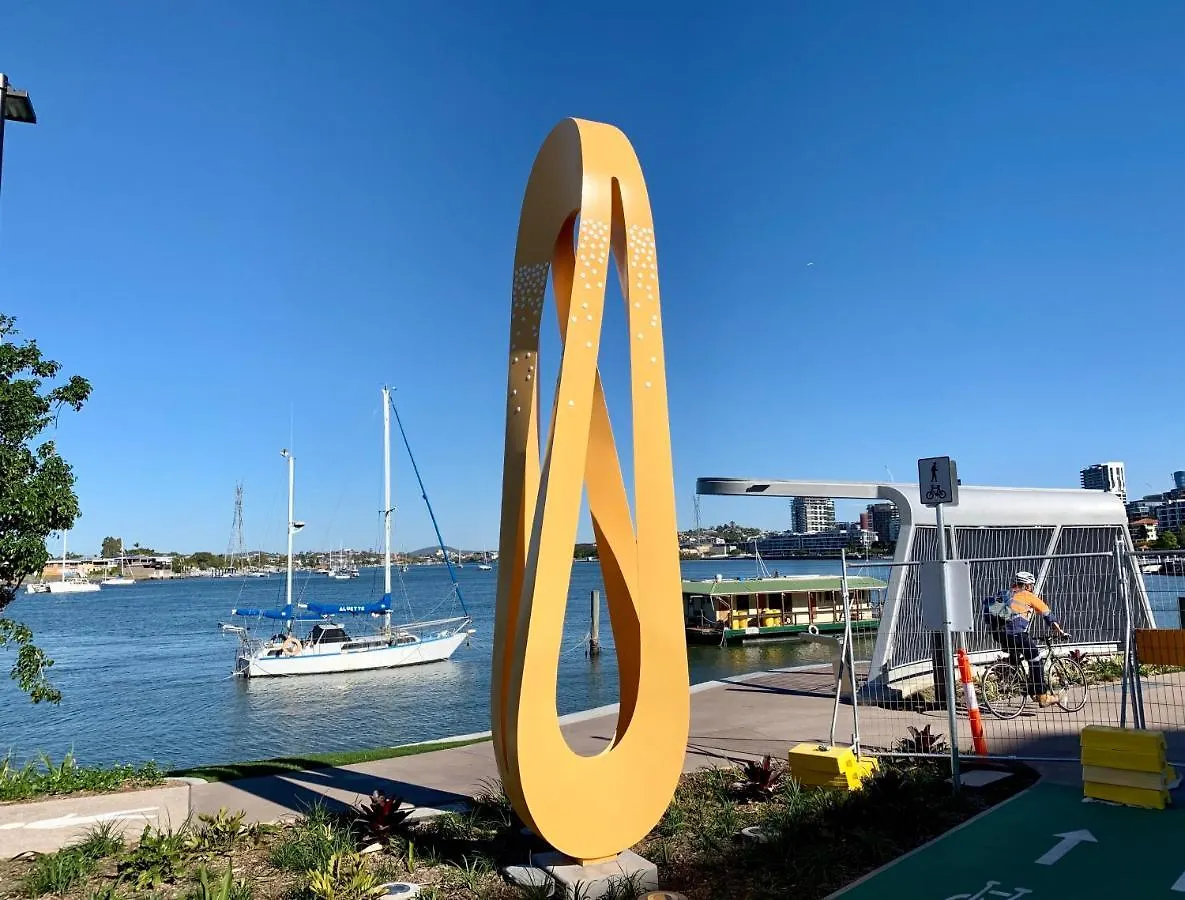 Riverside Living In Portside Wharf Hamilton Brisbane 0*,