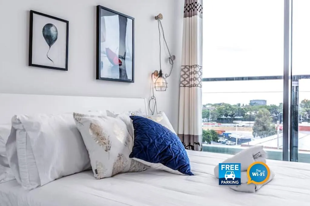 Apartment Riverside Living In Portside Wharf Hamilton Brisbane